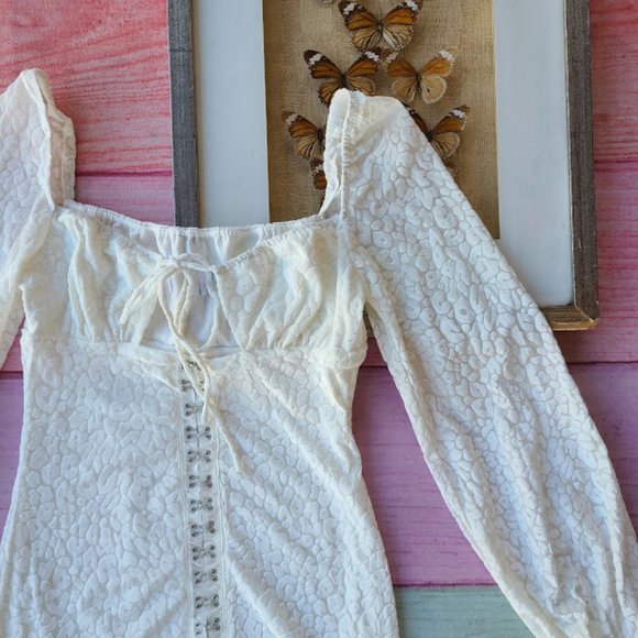 Princess Polly White Don't Be Salty Burnout Velvet Cutout Bodycon Mini Dress 6US - Picture 7 of 11